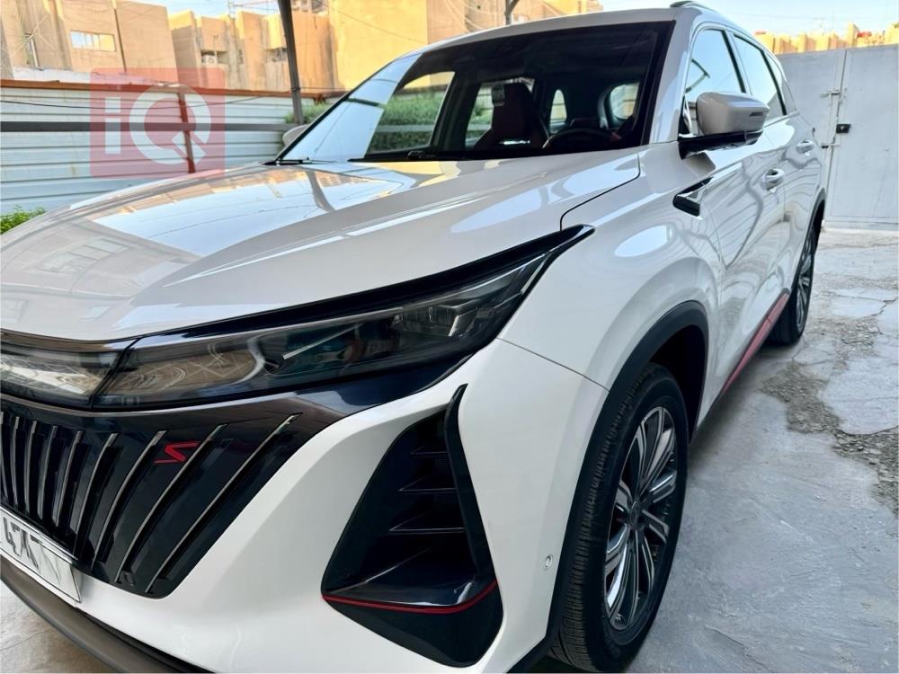 چانگان CS75 پڵەس